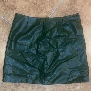 Cotton On dark green pleather skirt